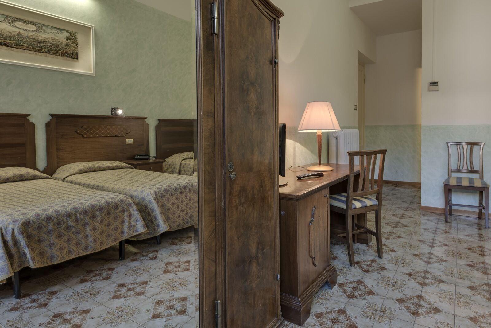 Hotel Olimpia Firenze Bagian luar foto