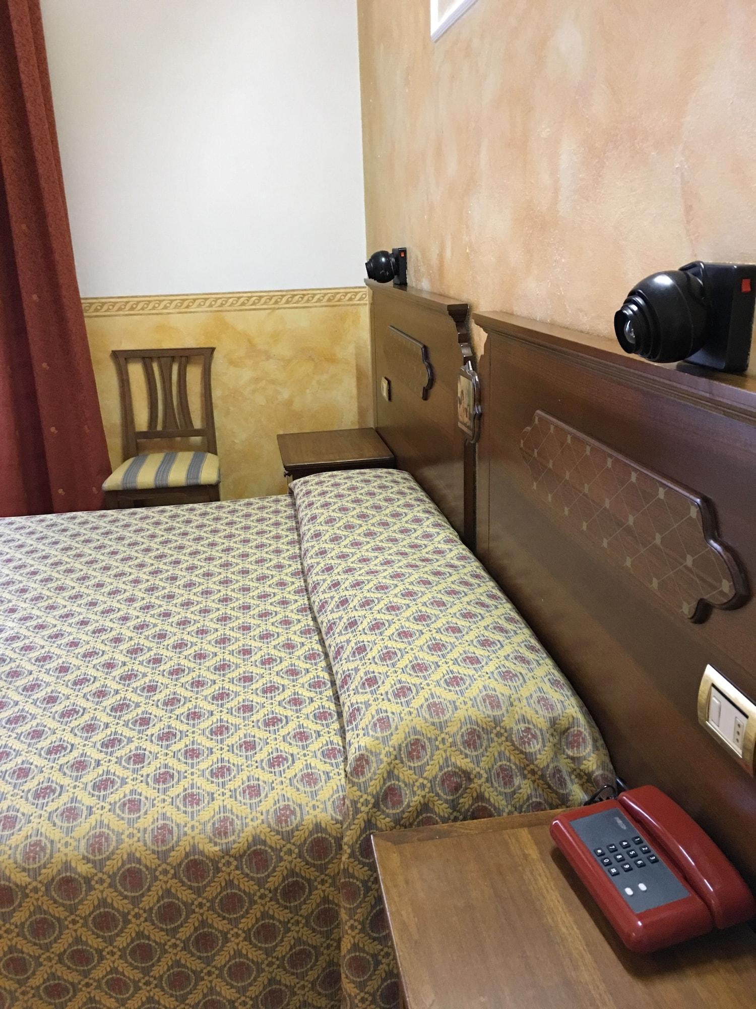 Hotel Olimpia Firenze Bagian luar foto