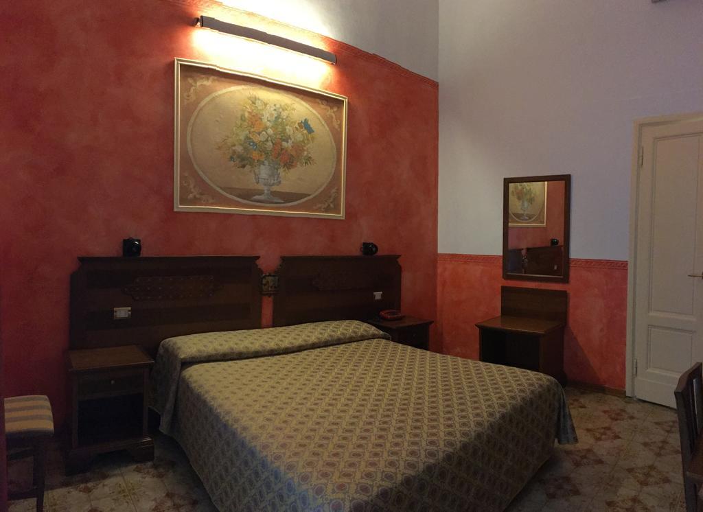 Hotel Olimpia Firenze Bagian luar foto